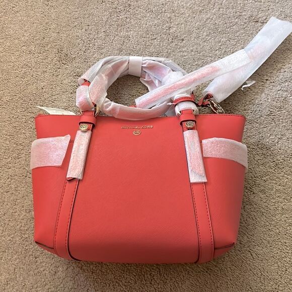 Michael Kors Sullivan Small Convertible Top Zip Leather Tote - Picture 4 of 7